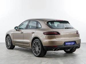 Внедорожник Porsche Macan S 2015 года, 2749000 рублей, Москва