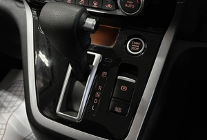 Минивэн Nissan Serena 2016 года, 1640000 рублей, Красноярск