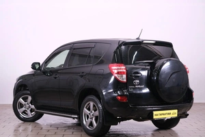 Внедорожник Toyota RAV4 2011 года, 1699000 рублей, Омск