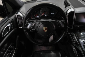 Внедорожник Porsche Cayenne S 2011 года, 2629000 рублей, Новокузнецк