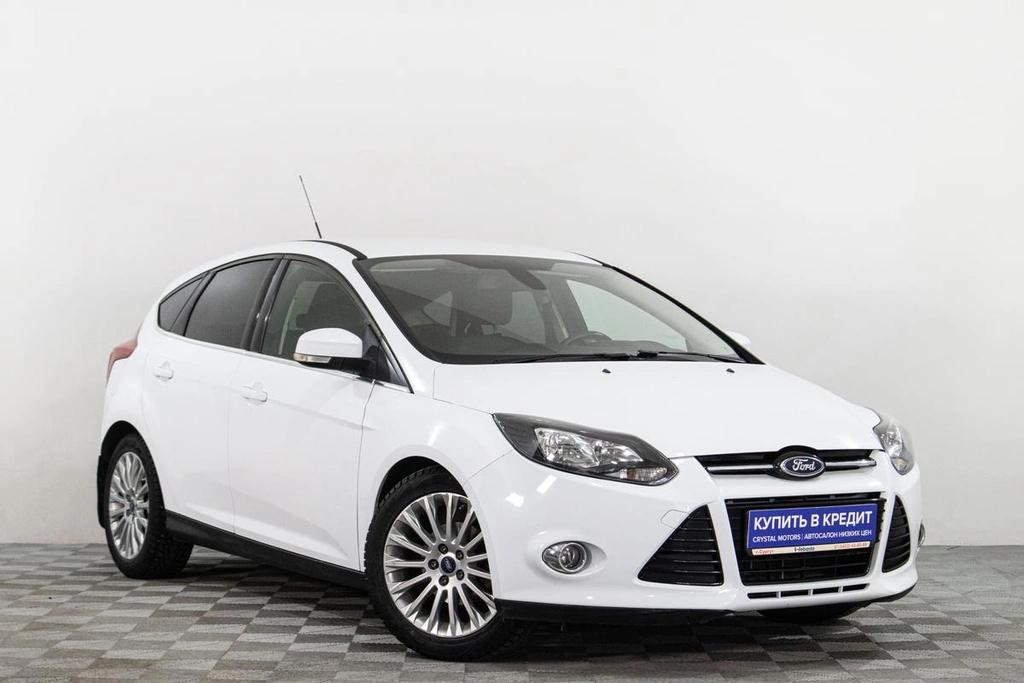 Хетчбэк Ford Focus 2013 года, 989000 рублей, Сургут