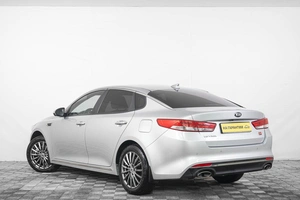 Седан Kia Optima 2018 года, 1949000 рублей, Кемерово