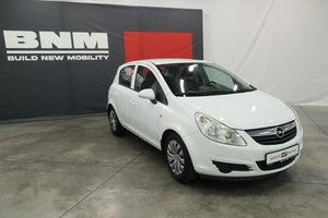 Хэтчбек Opel Corsa 2010 года, 715000 рублей, Курск