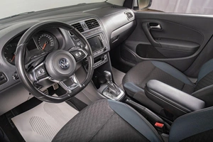 Седан Volkswagen Polo 2019 года, 1249000 рублей, Томск