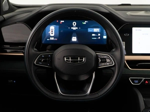 Внедорожник Geely Monjaro 2023 года, 3249999 рублей, Москва