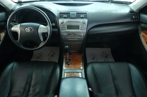 Седан Toyota Camry 2009 года, 1339000 рублей, Омск