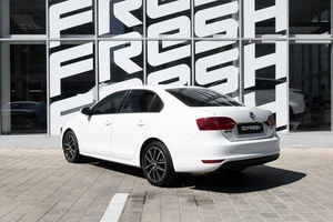 Седан Volkswagen Jetta 2013 года, 998000 рублей, Ставрополь