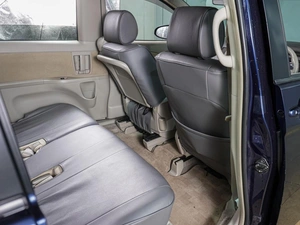 Минивэн Toyota Isis 2013 года, 1184000 рублей, Воронеж