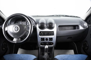 Седан Renault Logan 2012 года, 379000 рублей, Пермь