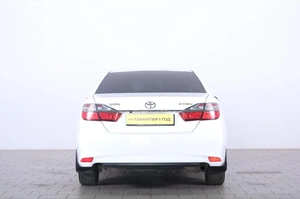 Седан Toyota Camry 2016 года, 1989000 рублей, Омск