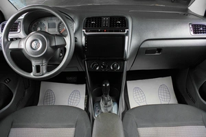 Седан Volkswagen Polo 2012 года, 779000 рублей, Тюмень