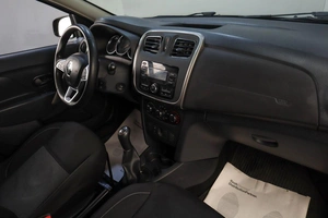 Хетчбэк Renault Sandero Stepway 2020 года, 999000 рублей, Челябинск