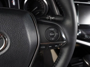 Седан Toyota Camry 2019 года, 2439000 рублей, Воронеж