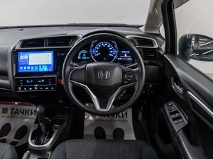 Хетчбэк Honda Fit 2018 года, 1230000 рублей, Красноярск