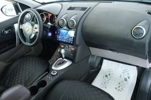 Внедорожник Nissan Qashqai+2 2009 года, 1149000 рублей, Омск