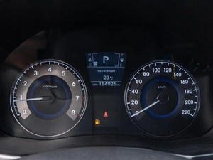 Седан Hyundai Solaris 2013 года, 960000 рублей, Волгоград