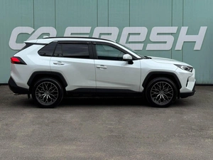 Внедорожник Toyota RAV4 2021 года, 3799000 рублей, Кропоткин