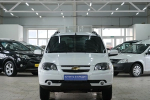 Внедорожник Chevrolet Niva 2019 года, 819000 рублей, Омск