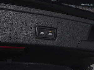 Внедорожник Volkswagen Touareg 2018 года, 4749000 рублей, Ростов-на-Дону