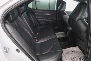 Седан Toyota Camry 2020 года, 3699000 рублей, Красноярск
