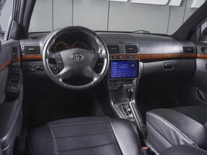 Седан Toyota Avensis 2007 года, 910000 рублей, Ростов-на-Дону