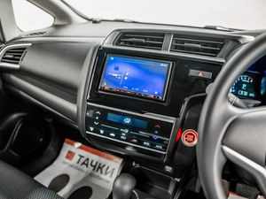 Хетчбэк Honda Fit 2018 года, 1200000 рублей, Красноярск