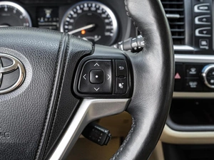 Внедорожник Toyota Highlander 2014 года, 2400000 рублей, Краснодар
