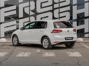 Хетчбэк Volkswagen Golf 2013 года, 1630000 рублей, Краснодар