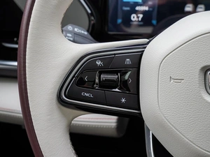 Внедорожник Geely Monjaro 2024 года, 3380000 рублей, Краснодар