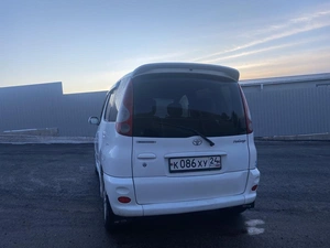 Минивэн Toyota Funcargo 2001 года, 427000 рублей, Красноярск