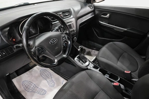 Хетчбэк Kia Rio 2017 года, 1359000 рублей, Новокузнецк