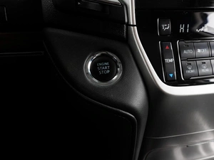 Внедорожник Toyota Land Cruiser 2021 года, 8299000 рублей, Тюмень