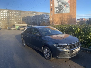 Лифтбек Volkswagen Polo 2020 года, 1600000 рублей, Красноярск