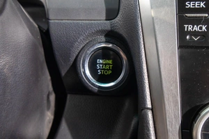 Седан Toyota Camry 2013 года, 1639000 рублей, Барнаул