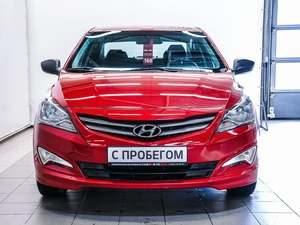 Седан Hyundai Solaris 2015 года, 990000 рублей, Красноярск