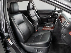 Седан Toyota Camry 2013 года, 1859000 рублей, Тюмень