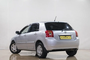 Хетчбэк Toyota Corolla 2003 года, 559000 рублей, Новокузнецк