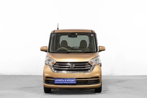 Хетчбэк Nissan Dayz Roox 2017 года, 749000 рублей, Барнаул