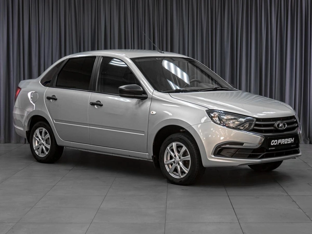 Седан ВАЗ (LADA) Granta 2019 года, 489000 рублей, Тюмень