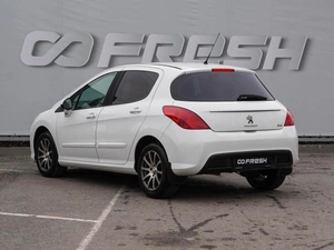 Хетчбэк Peugeot 308 2012 года, 699000 рублей, Волгоград