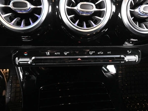 Седан Mercedes-benz CLA-класс 2019 года, 2999000 рублей, Аксай