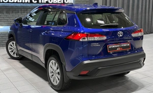Внедорожник Toyota Corolla Cross 2022 года, 2717000 рублей, Красноярск