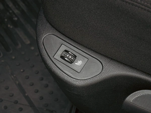 Хетчбэк Peugeot 308 2012 года, 680000 рублей, Краснодар