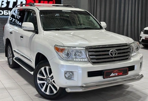 Внедорожник Toyota Land Cruiser 2012 года, 4177000 рублей, Красноярск