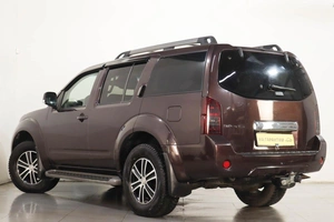 Внедорожник Nissan Pathfinder 2013 года, 1649000 рублей, Челябинск