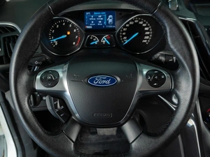 Внедорожник Ford Kuga 2013 года, 939000 рублей, Тюмень