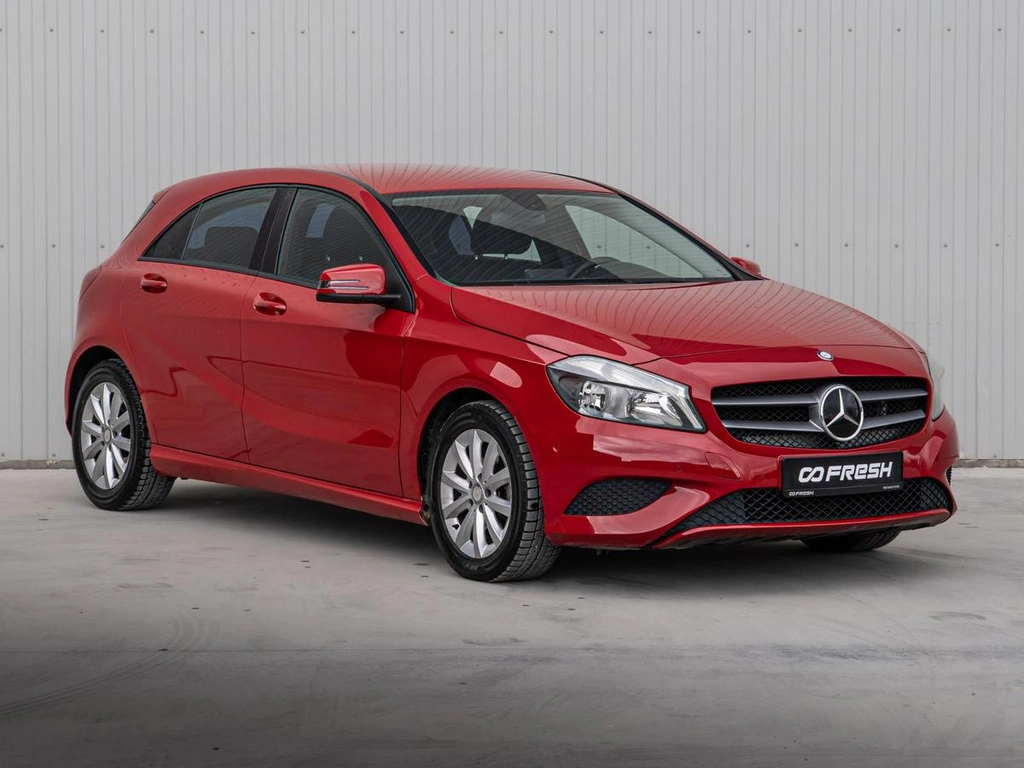 Хетчбэк Mercedes-benz A-класс 2015 года, 1645000 рублей, Краснодар