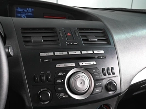 Седан Mazda 3 2009 года, 699000 рублей, Аксай