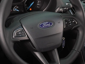 Хетчбэк Ford Focus 2017 года, 1199000 рублей, Воронеж