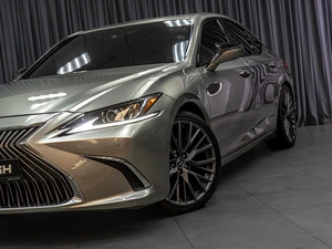 Седан Lexus ES 2020 года, 4029000 рублей, Тюмень